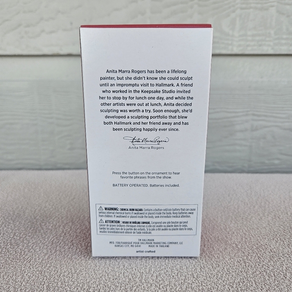 Hallmark Keepsake Ornament Dorothy Zbornak The Golden Girls MAGIC Sound 2023 - Picture 3 of 6